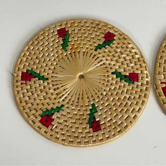 2 Vintage Wicker Strawberry Trivets 7” - Picture 2 of 7